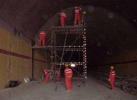 ��Ҋ(ji��n)�ķ�ˮ�a(b��)©�������Ď׷N���